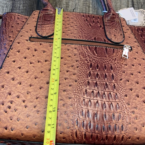 Large 3 piece Ladies Beautiful bag💝💖💝💖 - Picture 12 of 14